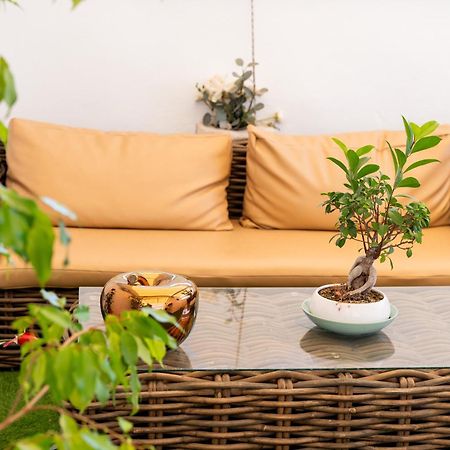 バーリ Palazzo Nicolaus Del Borgo Antico Bed & Breakfast エクステリア 写真