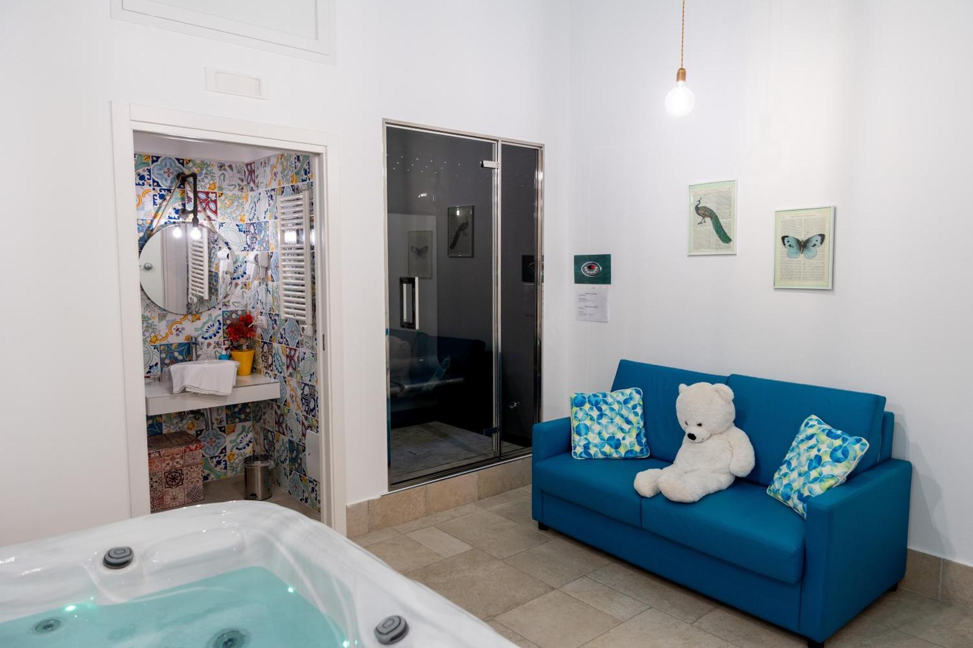 バーリ Palazzo Nicolaus Del Borgo Antico Bed & Breakfast エクステリア 写真