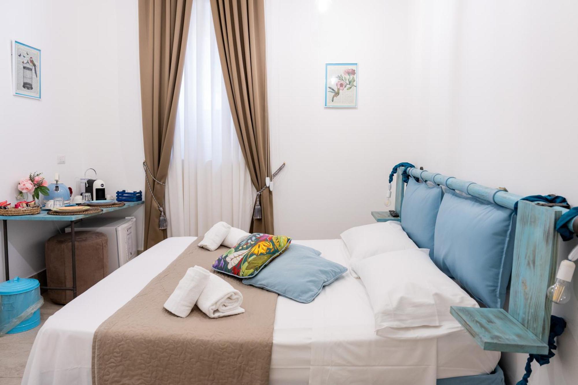 バーリ Palazzo Nicolaus Del Borgo Antico Bed & Breakfast エクステリア 写真